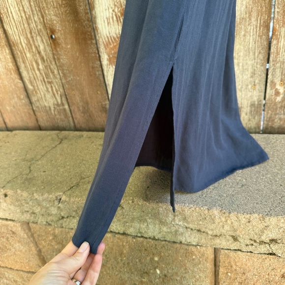 ISABEL INGRID Women’s Navy Smocked Cut Out Sleeveless Maxi Dress Size Medium - Picture 5 of 9